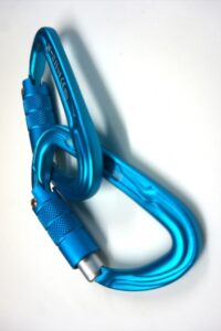 pure-triple carabiner mont blanc