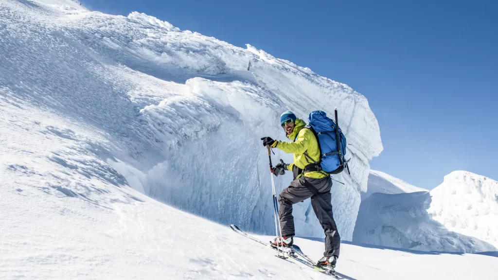 Adventure speedriding camp skitouring
